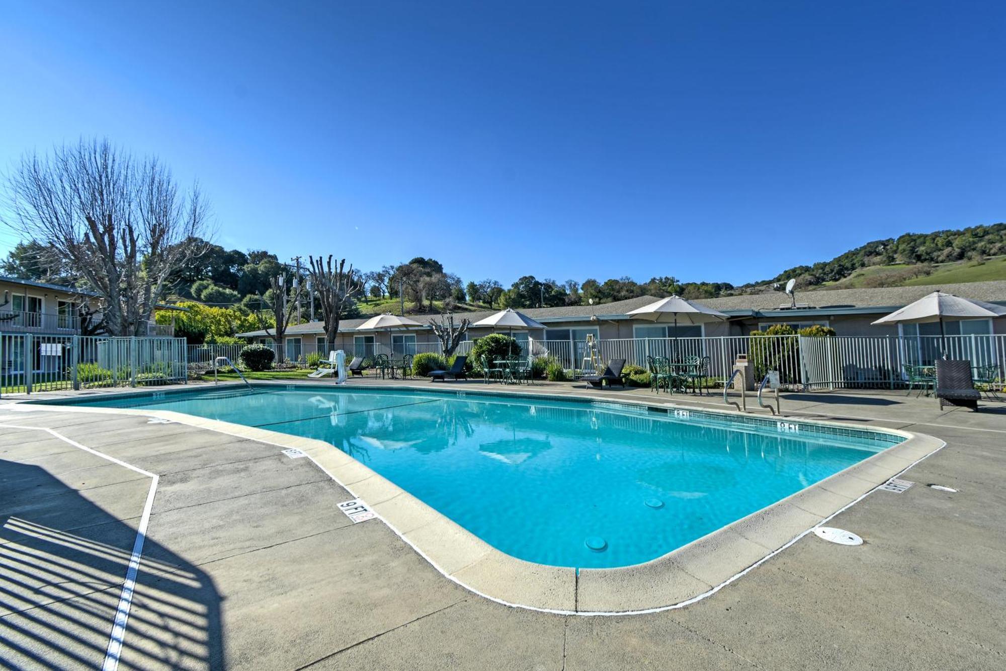 Days Inn By Wyndham Novato/San Francisco Exteriér fotografie
